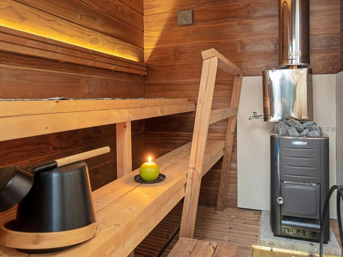 Holiday Home Samruam B Aurora Cabin By Interhome 살라 외부 사진